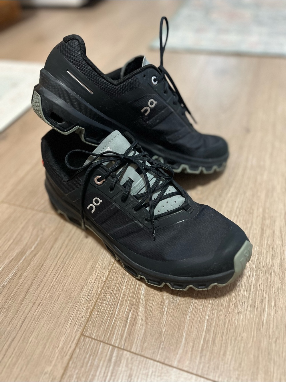 On Running Cloudventure Waterproof Women’s Trail Running Shoes - Picture 8 of 9